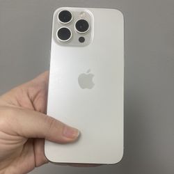 iPhone 15 Pro Max Unlocked 256 GB