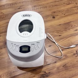 Used White Hamilton Beach 2 Lbs Bread Making Machine W Manual