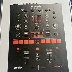 Numark Scratch Mixer 