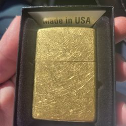 Genuine Brass Zippo Windproof Lighter Lifetime Guarantee Made in USA 1982 Edition 