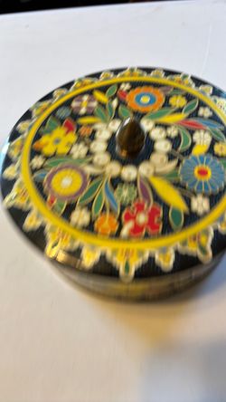 Mid Century Daher floral tin