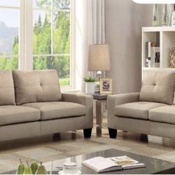 Brand New Sofa And Love Seat Ready For Delivery  Or Pick  Up  In Red Cream And Black 