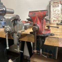 2 Clamp On Bench Vise Briggs And Cotton Style Both Styles 