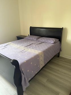 Queen Black Bedroom Set - Bed, Box Spring, Nightstand, Dresser + Mirror