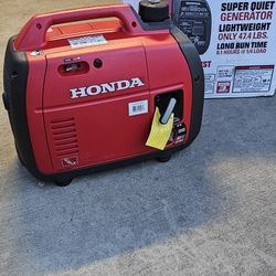 HONDA GAS INVERTER EU2200 SUPER QUIET GENERATOR LIGHTWEIGHT ONLY 47.4LBS LONG RUN TIME BRAND NEW 