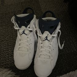 jordan retro 6 size 8.5 mens (still have box)