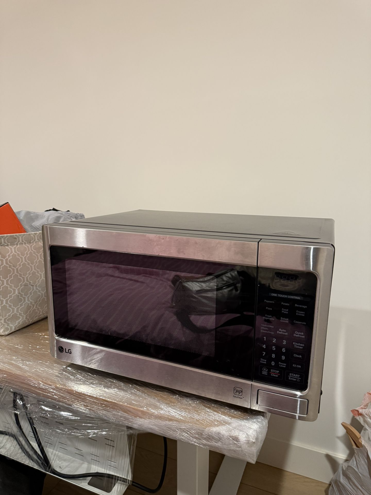 LG Microwave