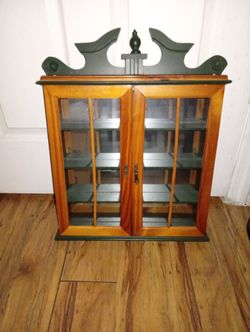 Decorative Book Shelf