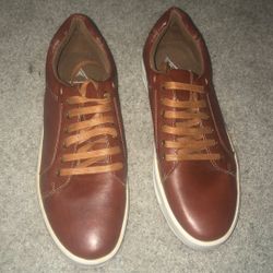 brown dress shoes 