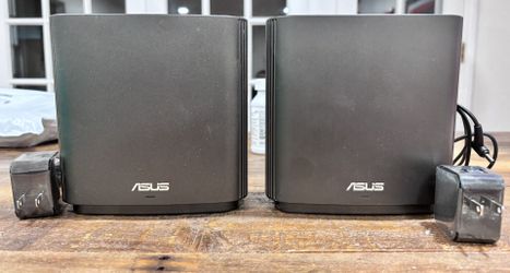 2 ASUS ZenWifi CT8 AC3000 TriBand gigabit Router