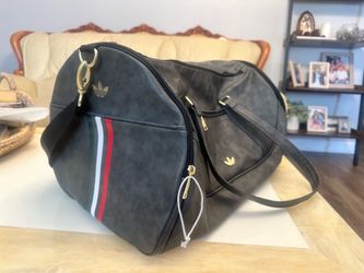 Adidas Mexico Leather Bag. Brand New, haven’t used.