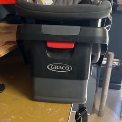 Graco car seat For Newborn
