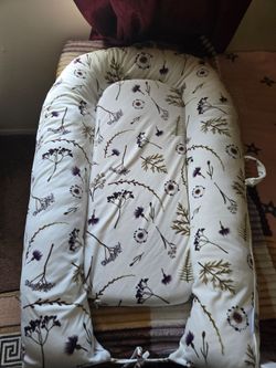 baby lounge pillow