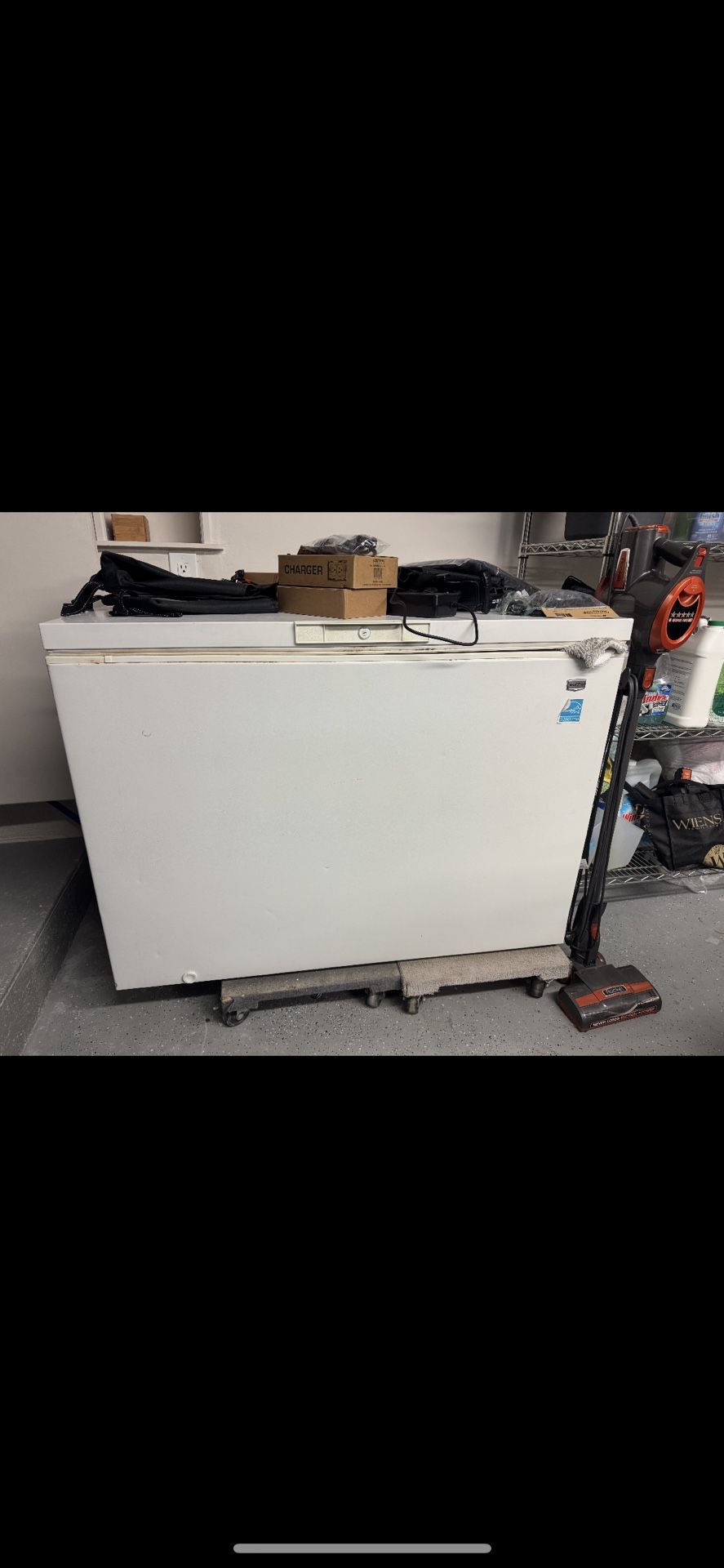Working Freezer Box (see Measurements)