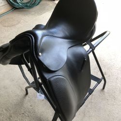 English saddle