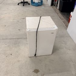 Small Refrigerator