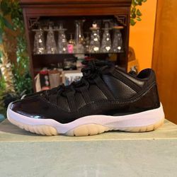 Jordan 11 Low 72-10 