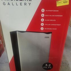 Refrigerators
Frigidaire 3.2 Cu. Ft. Refrigerator