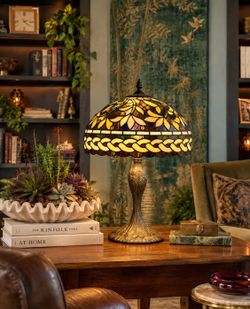 Vintage Tiffany Style Stained Glass Table Lamp 15” Shade Leaded Glass, Art Nouveau Antique Style