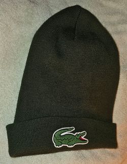 Lacoste, Khaki green beanie Blend Knit! Lightly used, in New Condition.