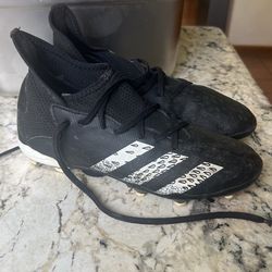 Soccer Shoes Size 41/2