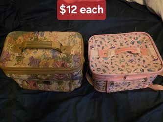 Cosmetic cases $12 each
Pick up in Harlingen, I live near Walmart
Antiques, Telephone, Flags and Collectables 