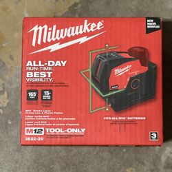 NEW Milwaukee M12 Green Cross Line & Plumb Points Laser (Tool Only) #3622-20