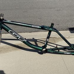 1997 GT Performer “Green Splatter”