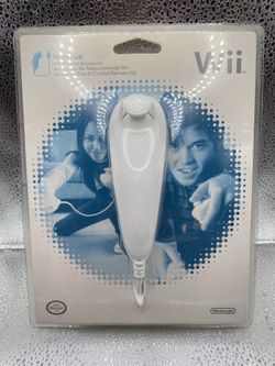 Official Nintendo Wii Nunchuk Controller White OEM New Sealed Blister Pack
