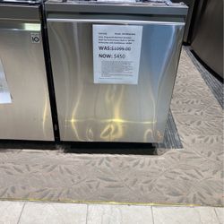 24 in. Fingerprint Resistant Stainless Steel Top Control Smart Built-In Tall Tub Dishwasher