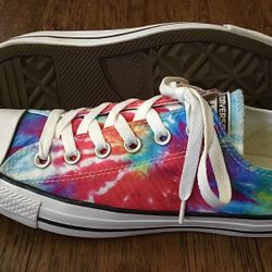CONVERSE CHUCK TAYLOR SHOES WOMENS 8 MENS 6