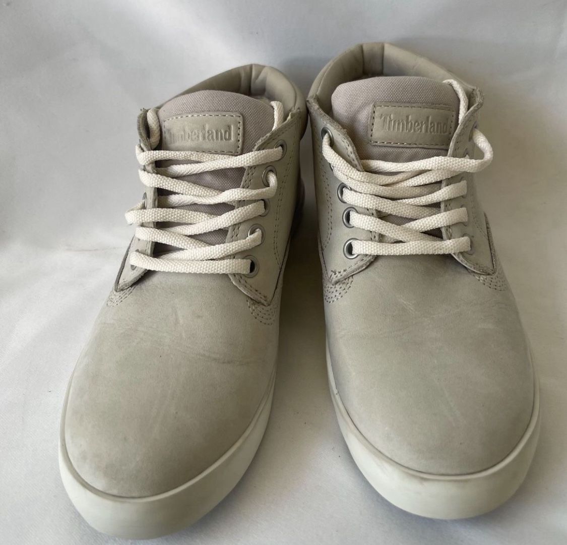 Timberland Women's Dausette Leather Chukka, Size 7