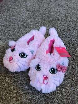 Kitty slippers! Brand new!