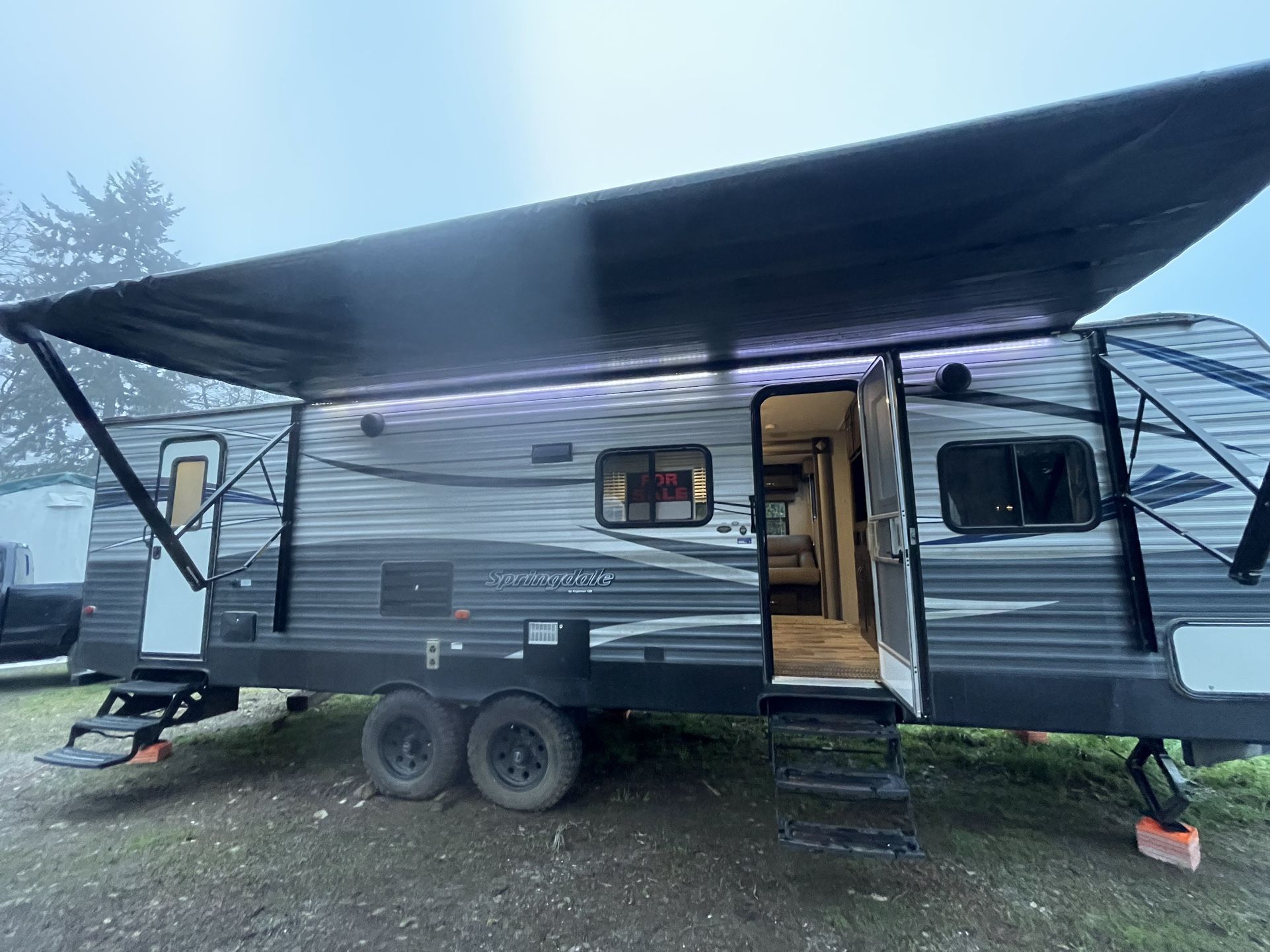 2018 Keystone Springdale 282BH for Sale in Federal Way, WA - OfferUp