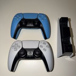2 Sony PS5 Dualsense Controllers