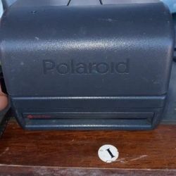 Polaroid 600 Camera