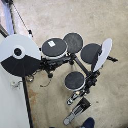 Roland Electronic Drum Set