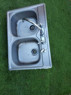 Kitchen sink