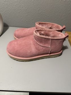 Women’s Ugg Ultra Mini Size 6