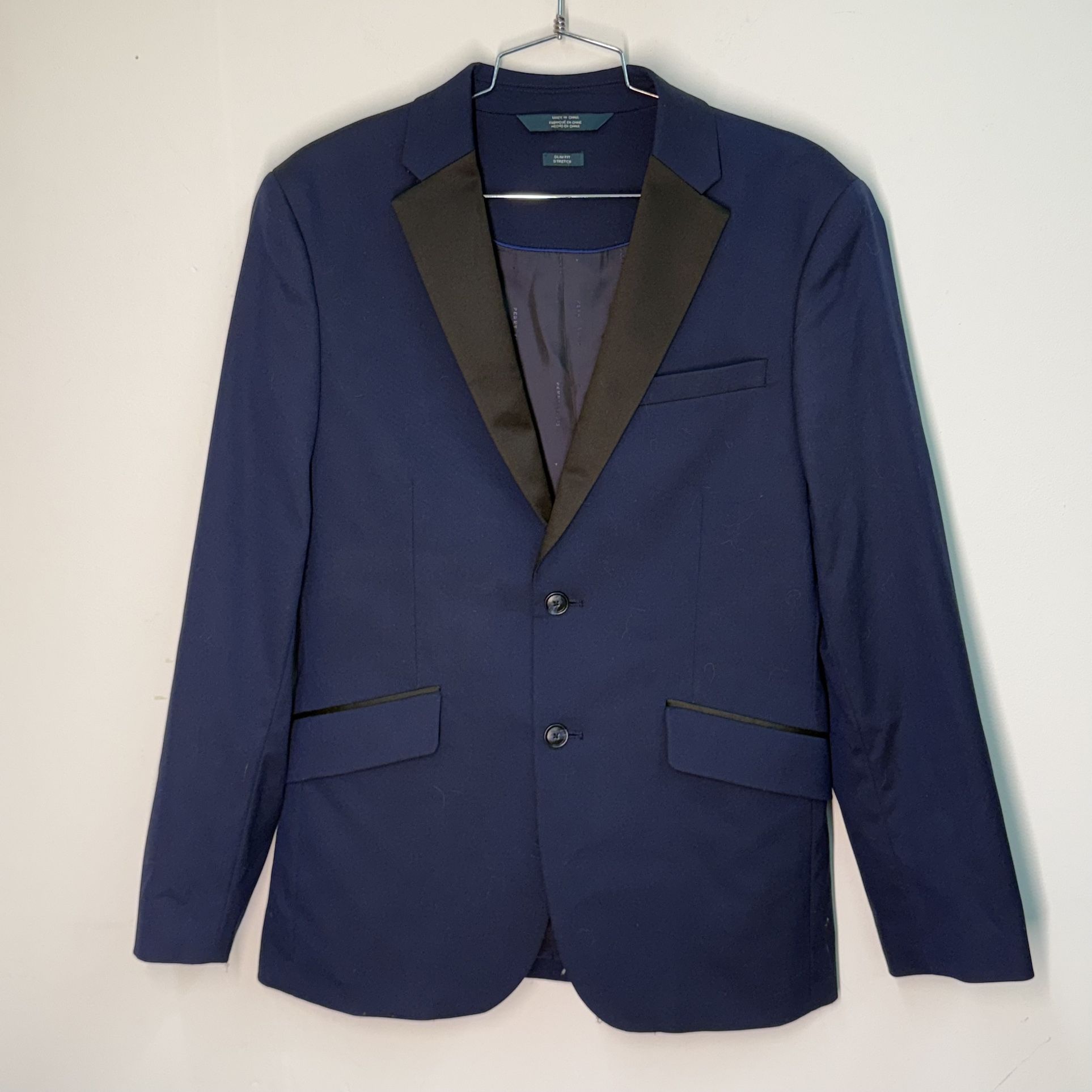 Perry Ellis Midnight Blue Tuxedo Jacket with Black Trim silky size 38 short