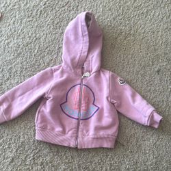 Moncler sweater 6-9 M