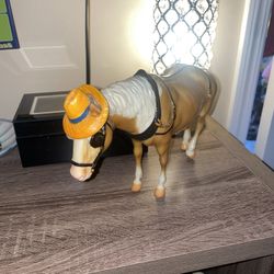 Breyer Horses 1260 NODDY 2004 Limited Edition glossy Palomino Old Timer mold hat