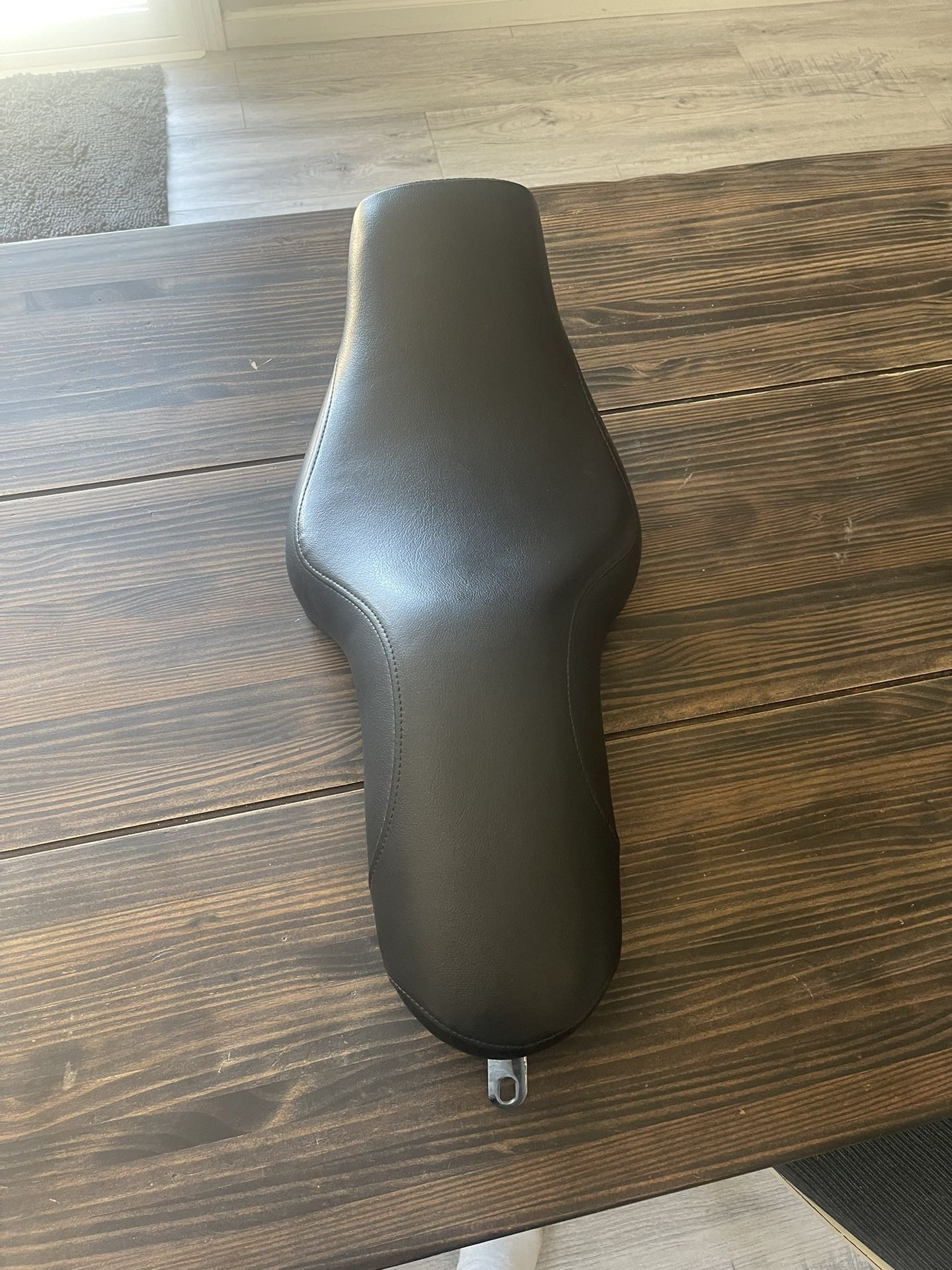 New Saddlemen Harley Davidson Motorcycle Seat