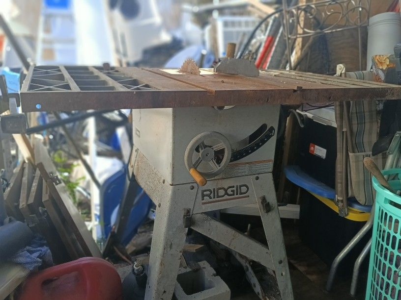 Ridgid Table Saw