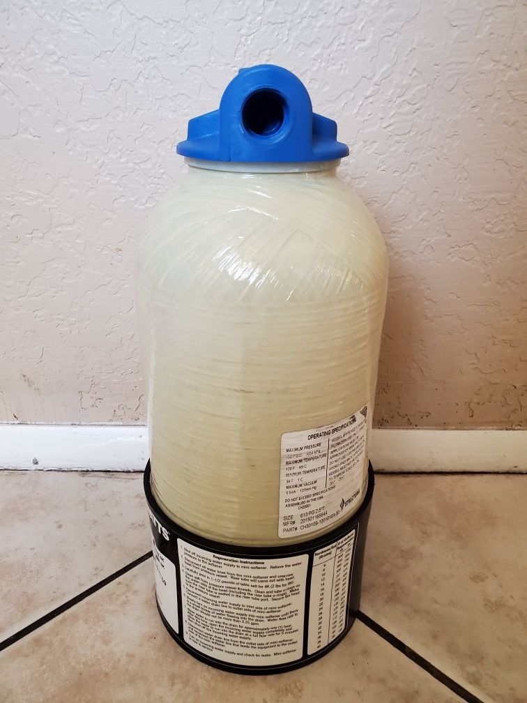 4K MINI WATER SOFTNER RV ON THE GO