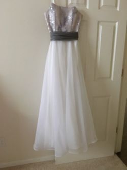 Strapless Dress size 6 good condition - prom dress