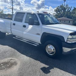 Meant condition Chevrolet Silverado 3500 Duramax engine