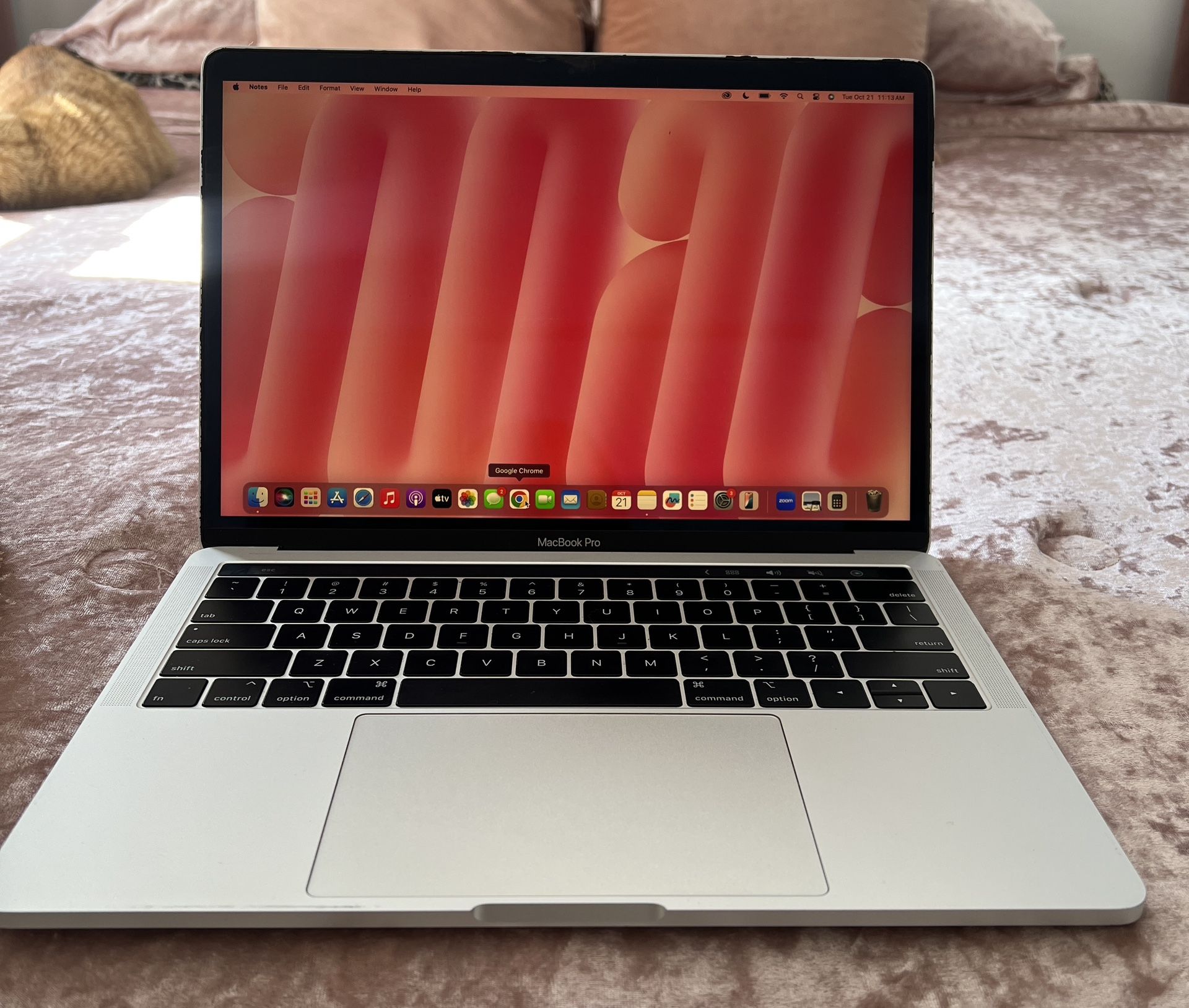 MacBook Pro 13.3” (2019) Touchbar Model