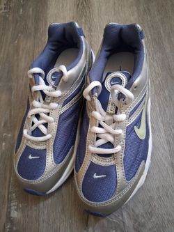 Nike Size 2Y Low-Top Sneakers Navy  Silver