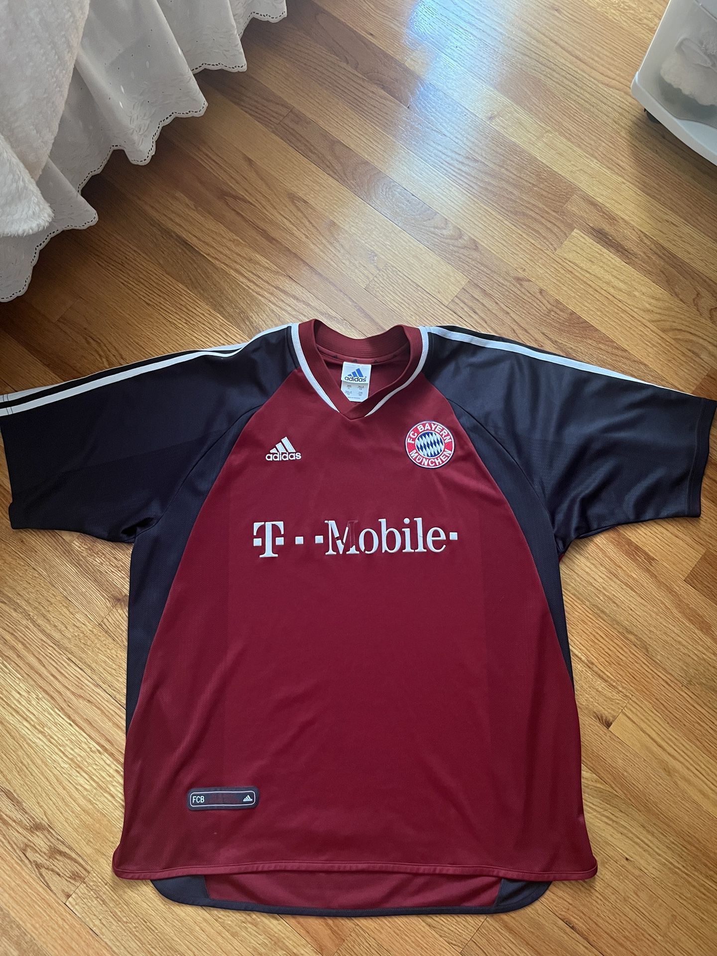 Bayern Munich jersey vintage size XL